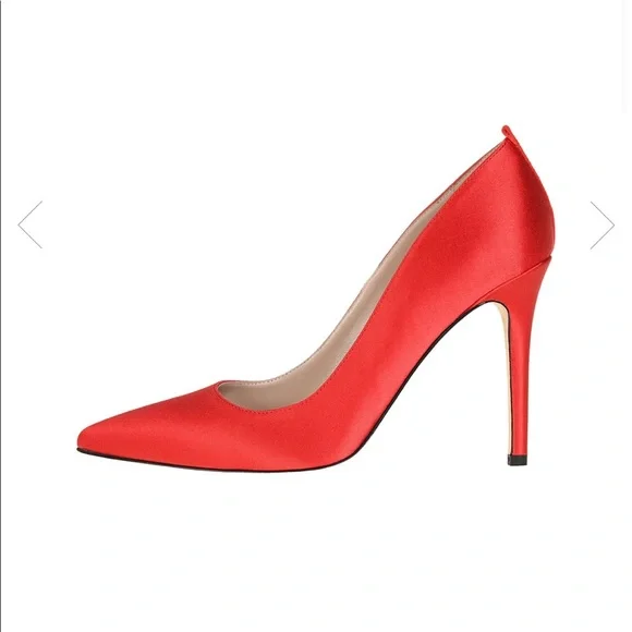 SJP Fawn Classic Red Pump - Picture 1 of 5